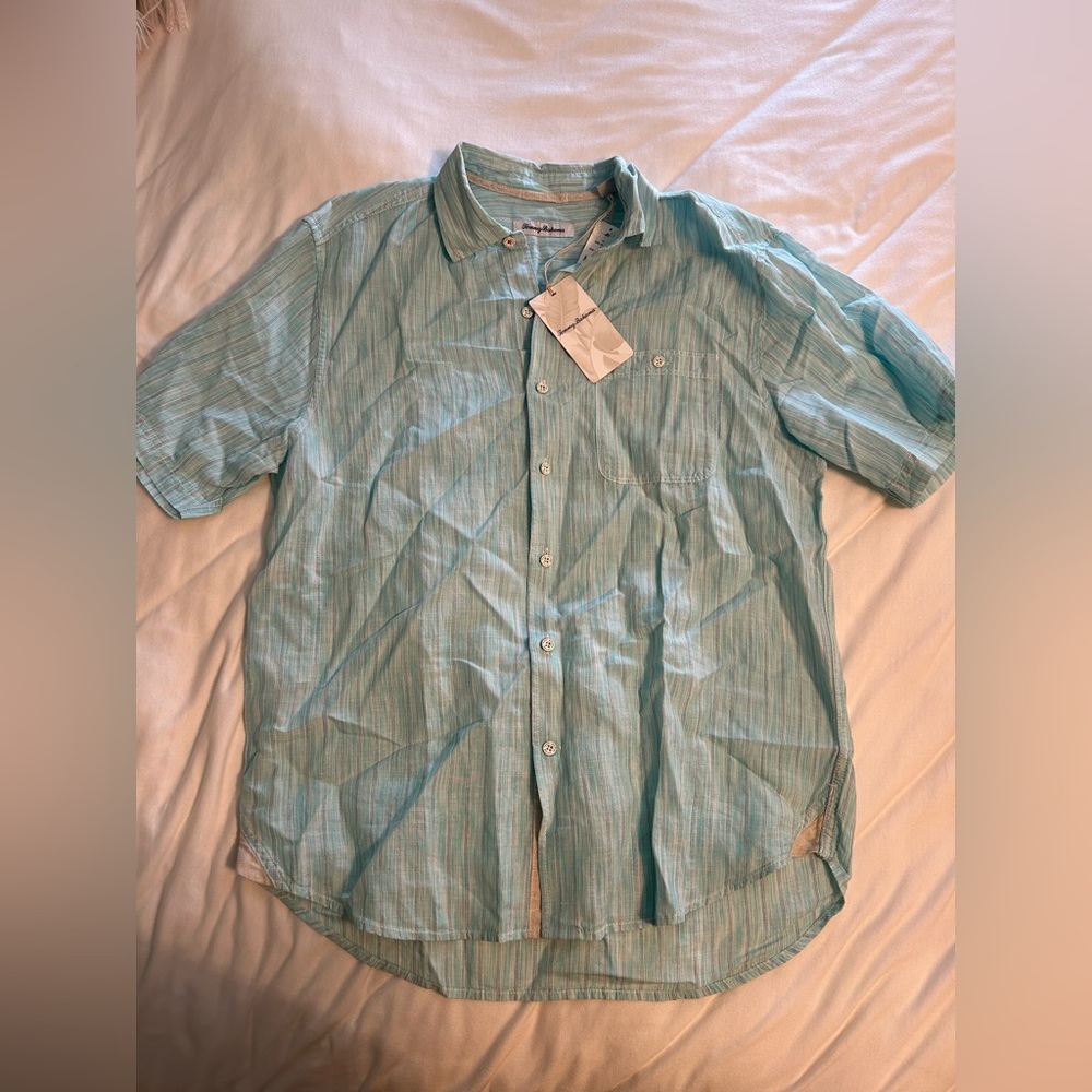 Tommy Bahama Men’s Linen Stripe Button Down